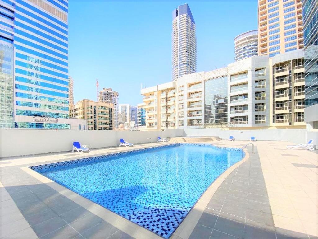 Apartamento Royal Casa - Marina Diamond 2 Dubái Exterior foto